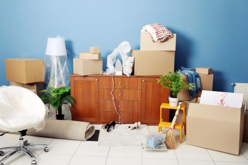Moving van service covering nearby West London areas from Notting Hill