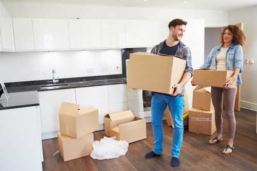 Transparent pricing for local moving services in Notting Hill