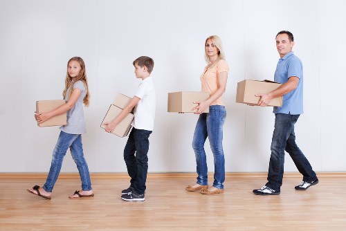 Residential and commercial moving support in Notting Hill